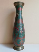 Gazdagon díszített színezett kecses indiai réz váza