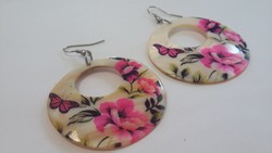 Beautiful Genuine Shell Mother-of-Pearl Earrings