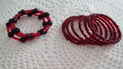 Red and black bracelet set