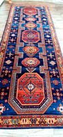 Gyönyörű nagyméretű perzsa szőnyeg 118x300-cm