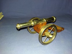 Régi fém + fa  1848-as Honvédségi üteg, ágyú makett polcdísz a képek szerint