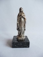 Ezüst Mária szobor 