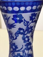 Ajka Kristály cameo váza kobaltkék színben