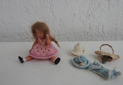 Old schildkröte mini doll with crocheted clothes