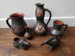 Különleges Skandináv stílusú iparművész kerámia család korsók vázák állatfigurák 