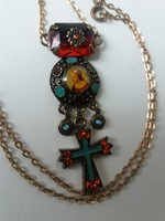 Retro long necklace with church-style large pendant.