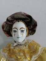 Velencei karneválos, antik, régi, bohóc figura,kerámia,porcelán fejű, kezű, lábfejű. 