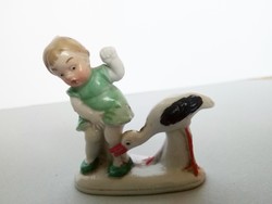 Wagner & Apel ritka miniatúra gólyás kislány 