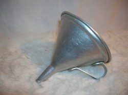 Fém - alumínium - retro -  tölcsér - 9 x 8 cm - hibátlan