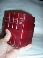 4 db bőrkötésű szótár-készlet