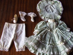 Porcelán baba ruha, porcelánbaba ruha garnitúra-teljes öltözet, hercegnő stílusú