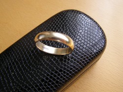 Sima arany karikagyűrű,  8 karátos