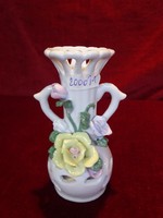 Candle holder with rose pattern, 12 cm high. He has!