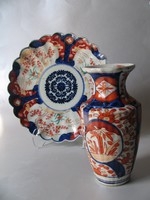 Antik imari váza és tányér