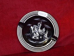 Titano ceramic ashtray. Rep. San Marino. With white decoration on a black background. He has!