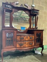 Chippendale nagy vitrines szekrény