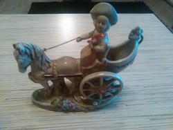 Nagyon szép és régi Német Lippelsdorfi porcelán lovas hintó női hajtóval