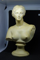 Aphrodité - görög alabástrom szobor