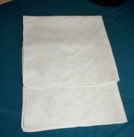 2 db antik, monogramos damaszt terítő, 70 x 66 cm