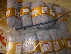 Olasz 10 motringos  kötőfonal  csomag 100 % gyapjú moher 250 gr