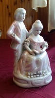 Porcelán kézzel festett  szobor eladó!Barokk irizáló figurális szoborpár