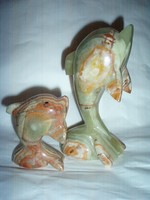 Mineral dolphins