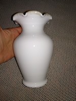 Tejüveg váza, régi fodros szájú üveg virágváza, antiqe white milk glass vase