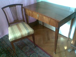 Bécsi klasszicista íróasztal és szék