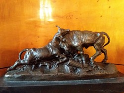 Warrior bulls - bronze statue