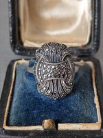 Régi ezüst gyűrű számtalan markazit kővel