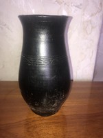 Régi váza (sérült)