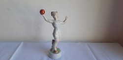 Zsolnay porcelán labdázó gyerek kislány 