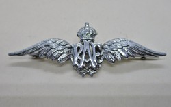 Brit Királyi Légierő ezüstözött kitűző