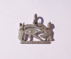 Egyiptomi apró fémjelzett medál