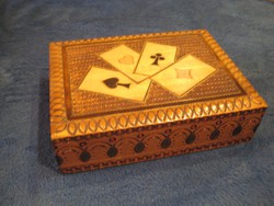 Kártyatartó doboz  , kártyákkal  , Piatnik Nándor és Fiai   , méret 160 x 120 x 75 mm