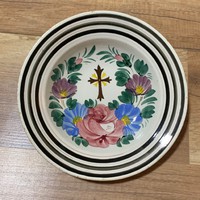 Telkibányai jellegű népi festett keresztes tányér 