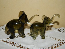 Muránoi elefántok párban.