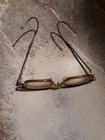 Old spring-loaded kid's glasses