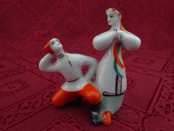 Russian porcelain figurine, dancing couple, height 6 cm. He has!