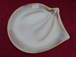 Goebel w. Germany porcelain centerpiece, signed, diameter 17 cm. He has!