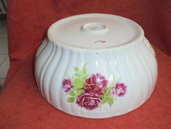 Zsolnay pajzspecsétes porcelán rózsás pogácsás tál