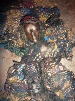 Csipkeruhás lány - ritkaság! színes fém dombormű falapon, 20x35 cm (relief, plasztikus, figurális)