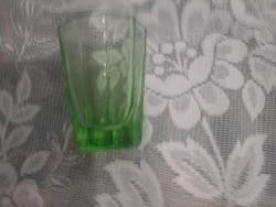 Zöld art deco pohár 