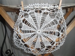 Lace - handmade - 26 cm - cotton - old - Austrian - flawless - also for the top of jam jars