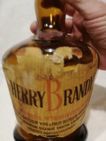 Cherry Brandy címkés  Zwack üveg