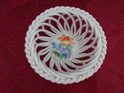 Herend porcelain, wicker, centerpiece with floral pattern, diameter 9.5 cm. He has!
