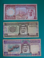 Szaúd-Arábia – 3 db-os Bankjegy lot –1 Riyal (1977, 1984) - 5 Riyals (1983) 