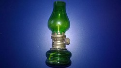 Zöld színű mini petróleumlámpa