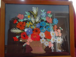 Hímzett virágkosár kép,  keret mérete 51 x 42 cm.  Vanneki!