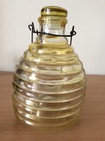 Sárga bordázott légyfogó üveg